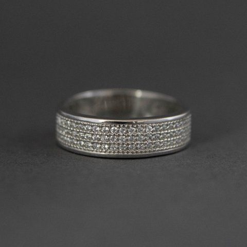Серебряное кольцо дорожка из белых фианитов ЛК-0068 фото